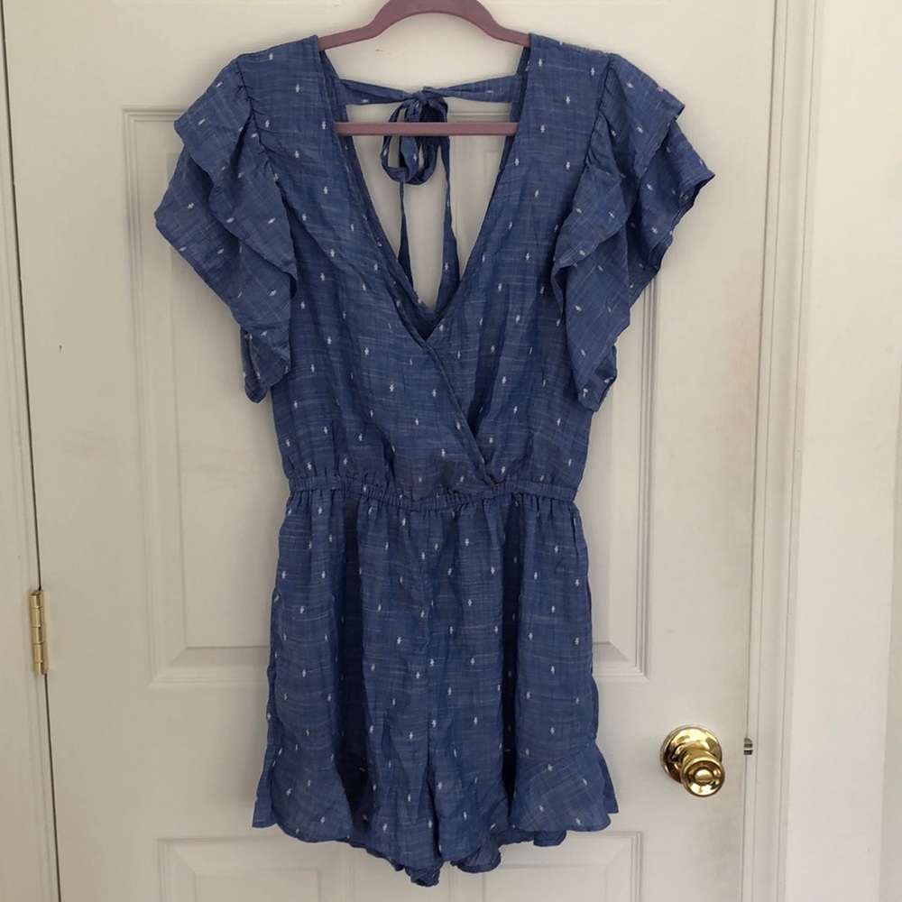 ❗️LAST CHANCE❗️ American Eagle blue ruffle romper - Picture 3 of 6